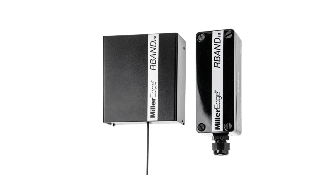 img-post-01 Close-up of a Miller Edge RBand RB-P-K10C wireless receiver and transmitter.